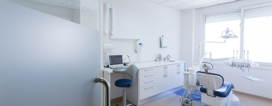 Clinica dental Palmilla Almería