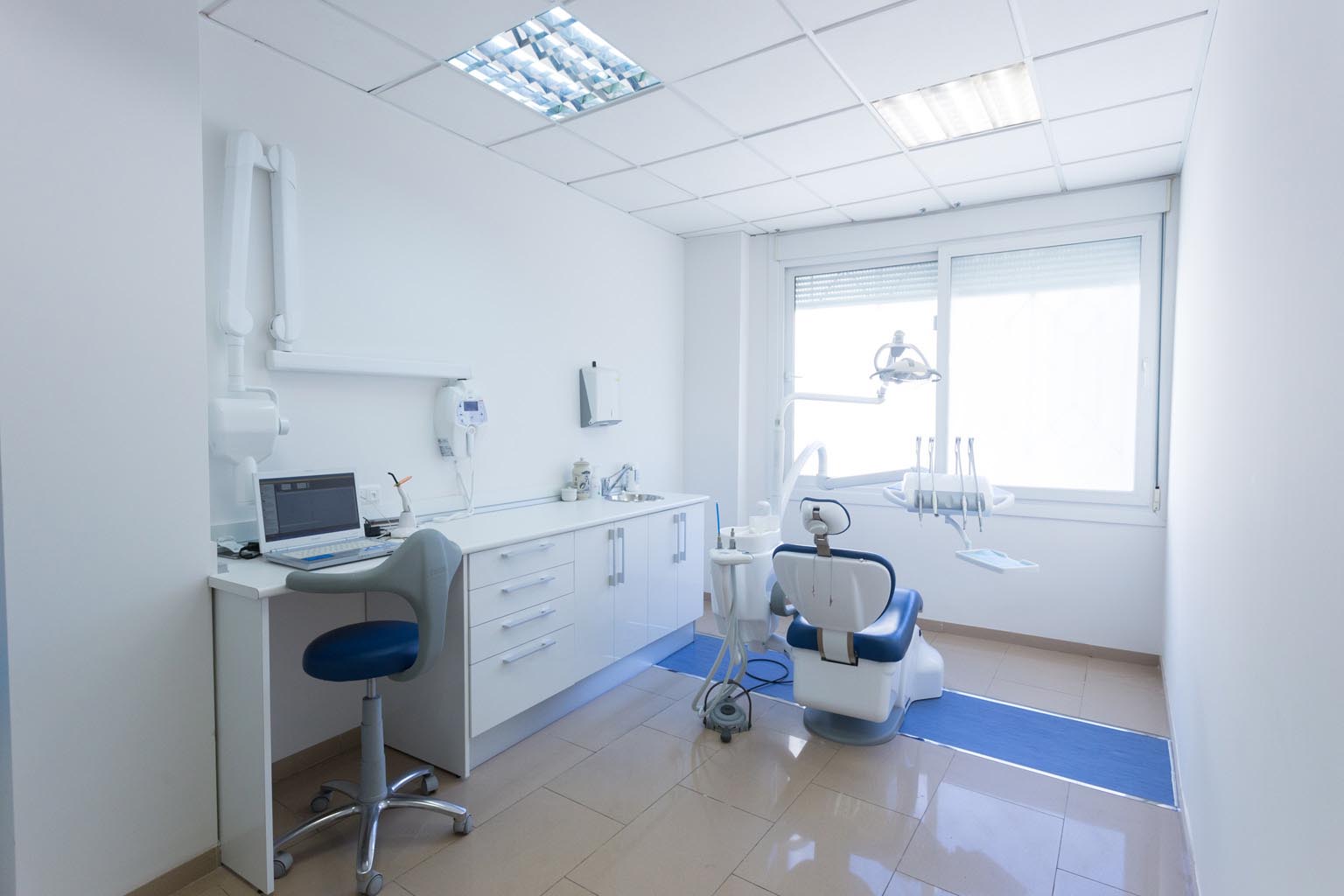 Clínica dental en Almería - Clínica Dental Palmilla