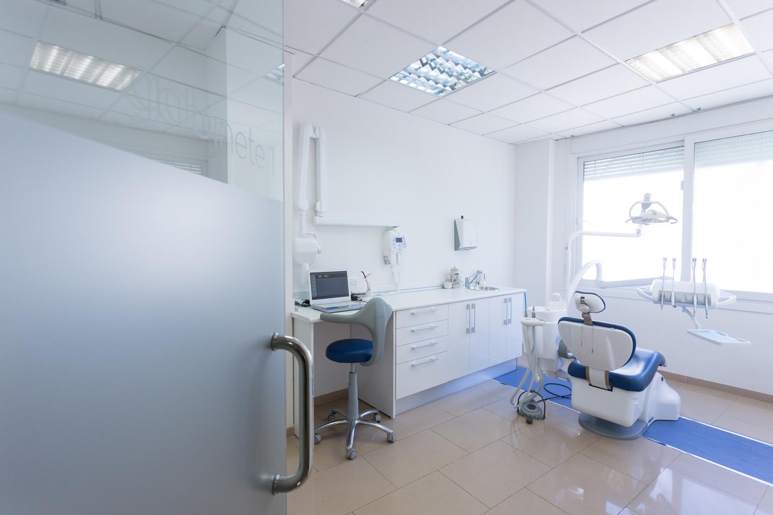 Gabinte 1, Clínica dental en Almería - Clínica Dental Palmilla